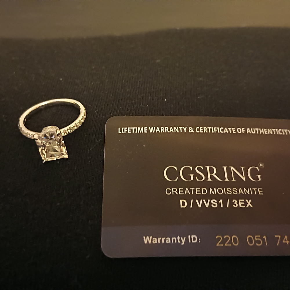 CGSRing Silver Moissanite Sparkle - Picture 3 of 4